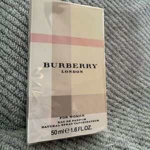 Burberry London Eau de Parfum 50ml - Classic Beige and Pink